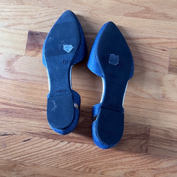 Gap navy polka dots flat pointy shoes. Size 7 - Picture 5 of 5